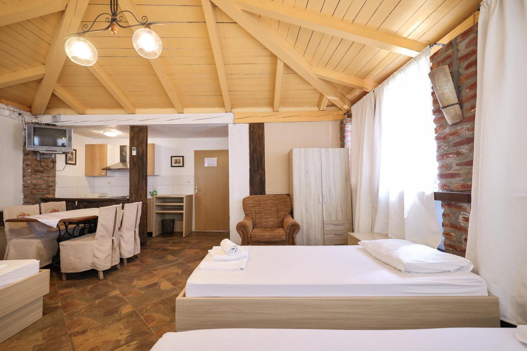 Tribunia Beach Hotel Tribunj  Bagian luar foto
