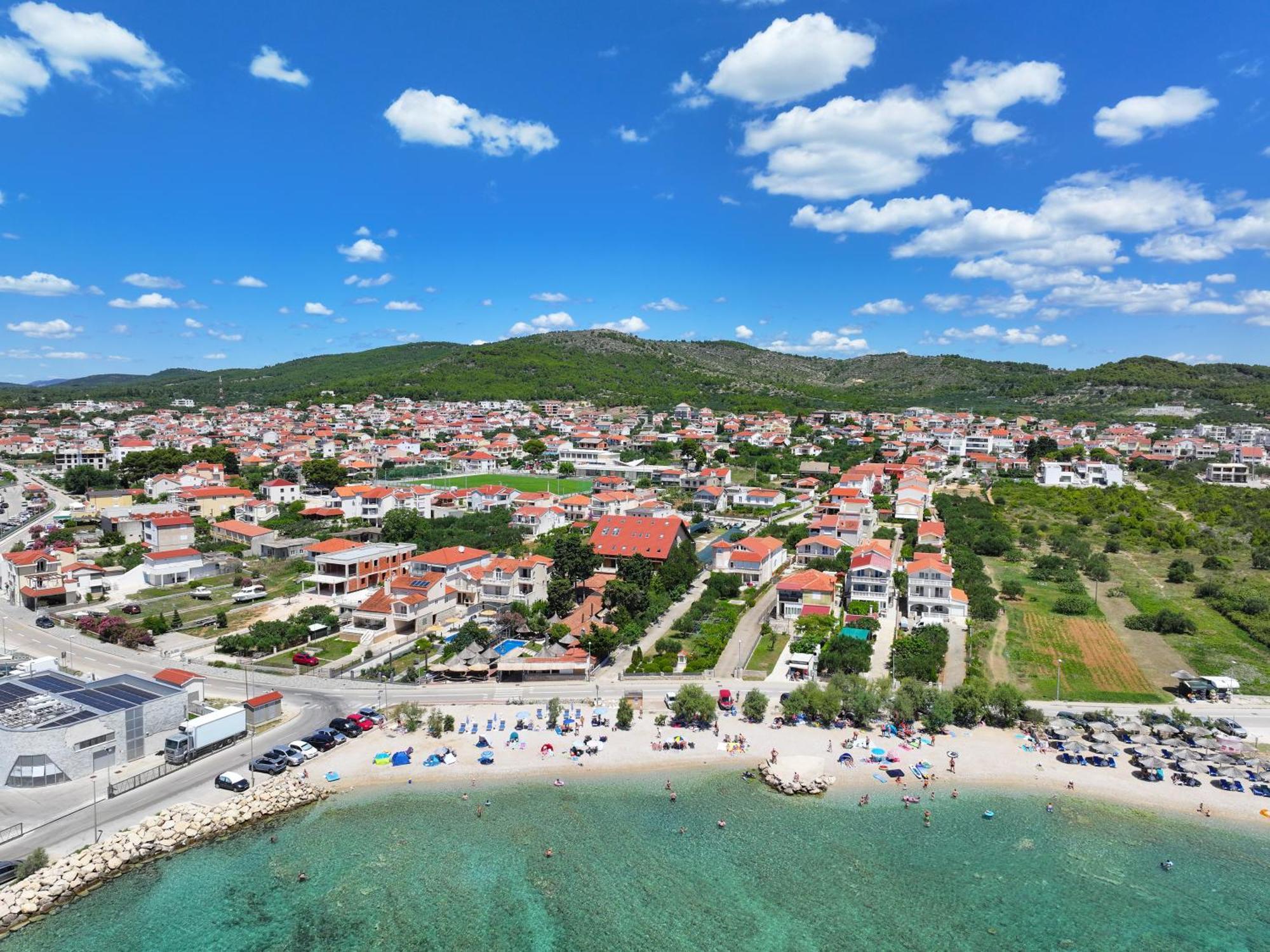 Tribunia Beach Hotel Tribunj  Bagian luar foto