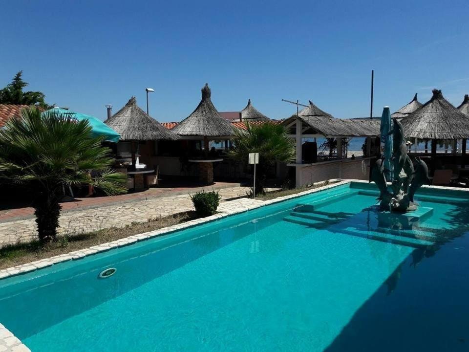Tribunia Beach Hotel Tribunj  Bagian luar foto