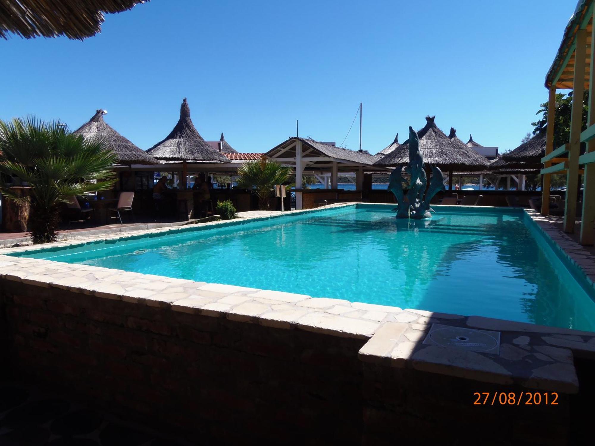 Tribunia Beach Hotel Tribunj  Bagian luar foto